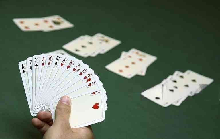 Famous Bridge Players: Their Stories and Achievements